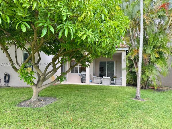 The Preserve, 1074 Bluewood Ter, Weston, Florida 33327, image 2