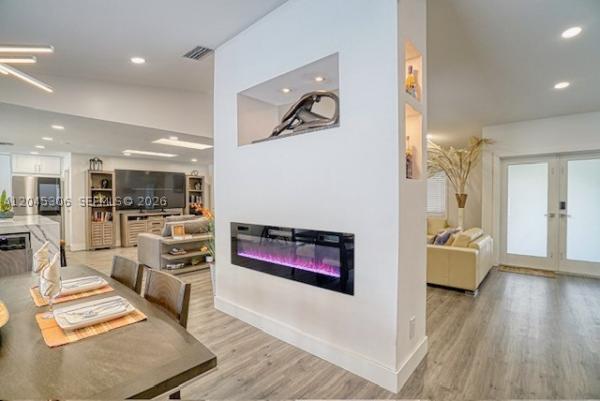 New River Estates, 15810 N Wind Cir, Sunrise, Florida 33326, image 2