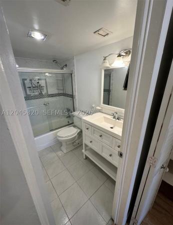 3 Horizons North, 1470 NE 125th Ter #412, North Miami, Florida 33161, image 1