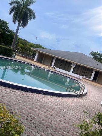 Capri Gardens, 11905 NE 2nd Ave #C107, North Miami, Florida 33161, image 1