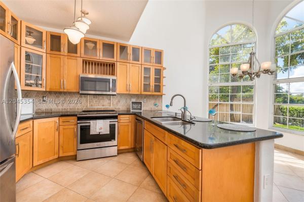 Doral Glen, 5132 NW 106th Ave, Doral, Florida 33178, image 1