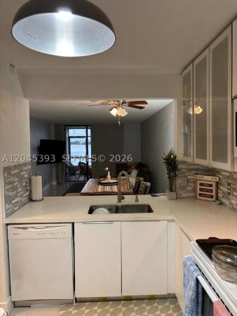 Lake Emerald, 109 Lake Emerald Dr #105, Oakland Park, Florida 33309, image 2