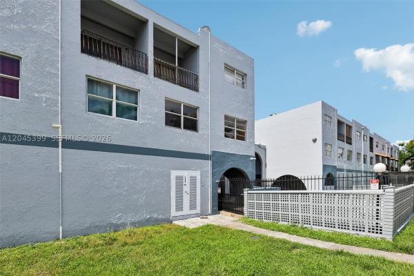 Westland Plaza Gardens, 1300 W 53rd St #25, Hialeah, Florida 33012, image 3