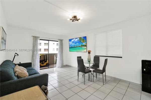 1101 SW 122nd Ave #205, Unincorporated Dade County, Florida 33184, image 3