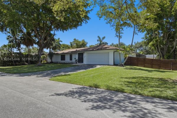 Pinewood Estates, 8440 SW 180th St, Palmetto Bay, Florida 33157, image 3