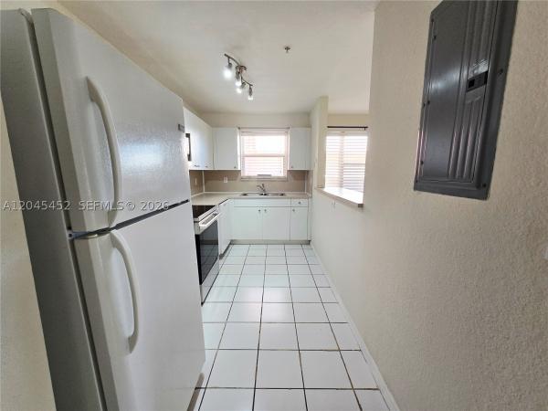 Gaso, 1627 NW 18th St #201, Miami, Florida 33125, image 2