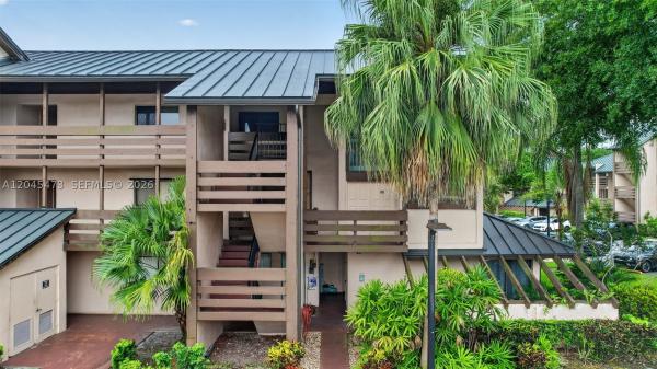 Fountains Of Jacaranda, 120 SW 96th Ter #204, Plantation, Florida 33324, image 2