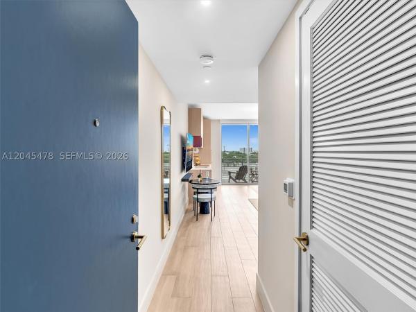 90 NE 32nd St #724, Miami, Florida 33137, image 2