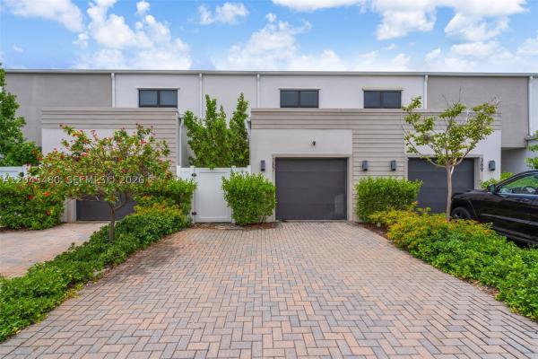 Gardenia Park, 387 NW 17th St, Fort Lauderdale, Florida 33311, image 1