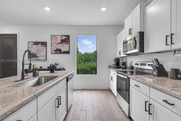 Gardenia Park, 387 NW 17th St, Fort Lauderdale, Florida 33311, image 2