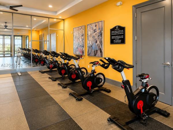 Bonterra, 3209 W 98th Pl, Hialeah, Florida 33018, image 2