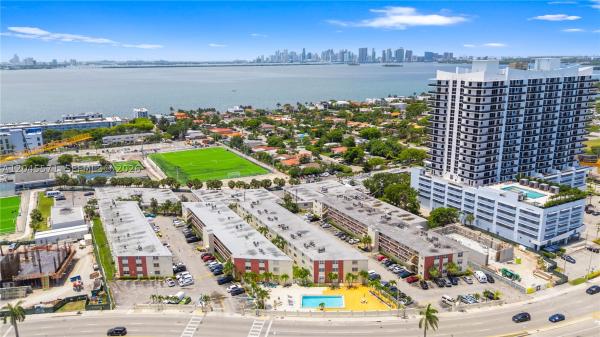 North Bay White House, 1790 79th Street Cswy #B303, North Bay Village, Florida 33141, image 1