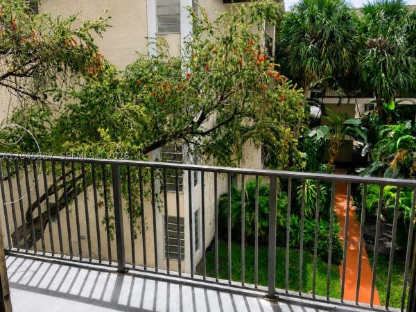 Capri Gardens, 11925 NE 2nd Ave #B315, North Miami, Florida 33161, image 1