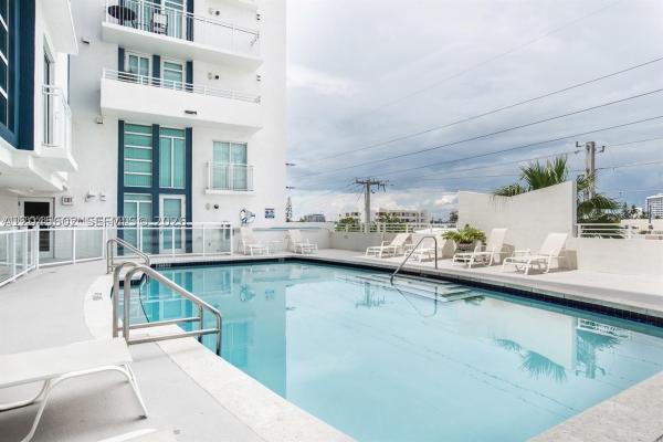 Ocean Blue, 7600 Collins Ave #712, Miami Beach, Florida 33141, image 3