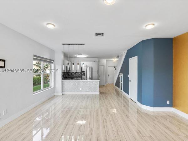 Pelican Pointe, 12170 SW 5th Ct, Pembroke Pines, Florida 33025, image 3