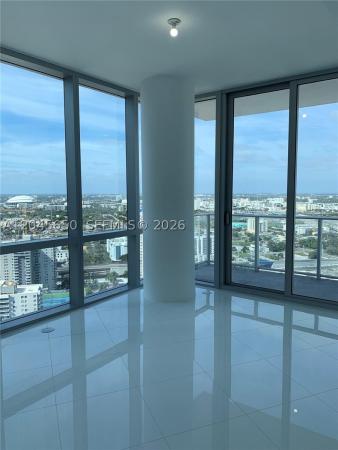 Paramount Miami Worldcenter, 851 NE 1st Ave #2702, Miami, Florida 33132, image 2