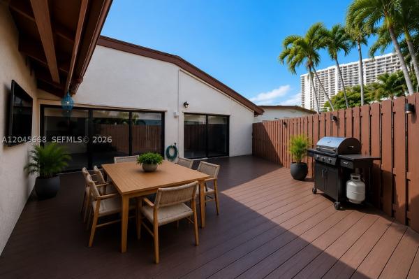 Harbourwood Villas, 601 Leslie Dr, Hallandale Beach, Florida 33009, image 1