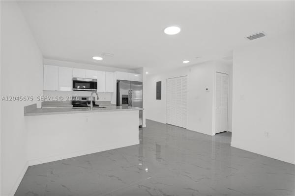 2731 NW 44th St #2731, Miami, Florida 33142, image 2