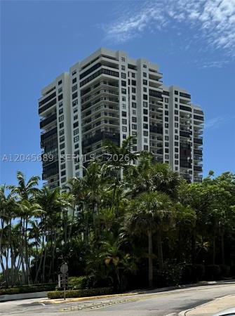 Brickell Bay Club, 2333 Brickell Ave #1610, Miami, Florida 33129, image 2