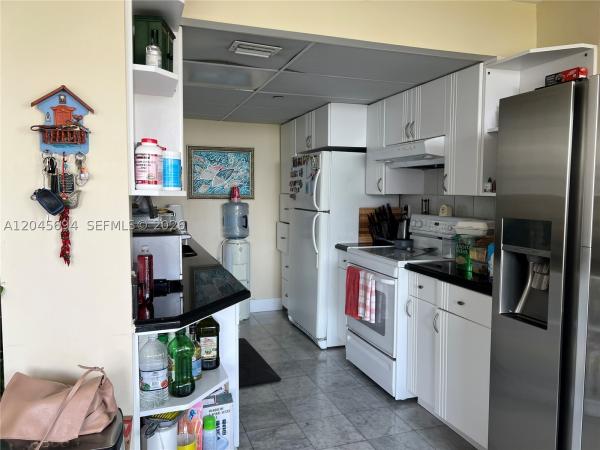 Fairview House, 17600 N Bay Rd #N902, Sunny Isles Beach, Florida 33160, image 2