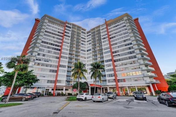 1351 NE Miami Gardens Dr #511E, Unincorporated Dade County, Florida 33179, image 2