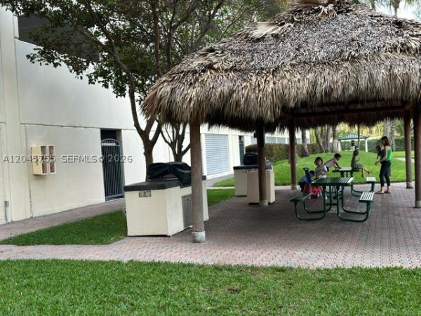 Turnberry On The Green, 19501 W Country Club Dr #406, Aventura, Florida 33180, image 1