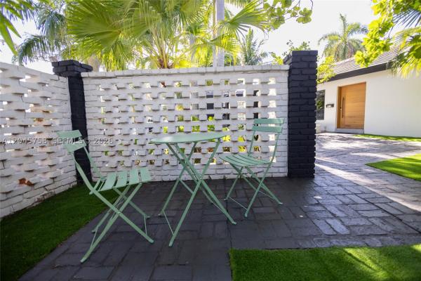 Coral Ridge Galt, 2500 Bayview Dr, Fort Lauderdale, Florida 33305, image 2