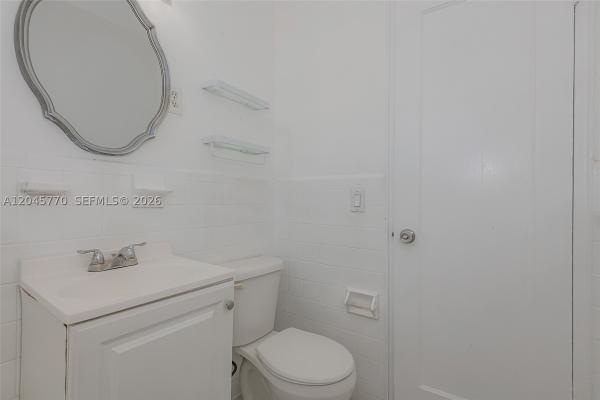 Winds Of Nobe, 8340 Crespi Blvd #20, Miami Beach, Florida 33141, image 2