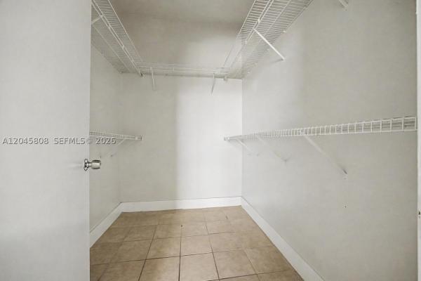 Hialeah, Florida 33016, image 2