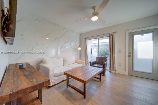 Etruria, 1568 Pennsylvania Ave #325, Miami Beach, Florida 33139, image 2