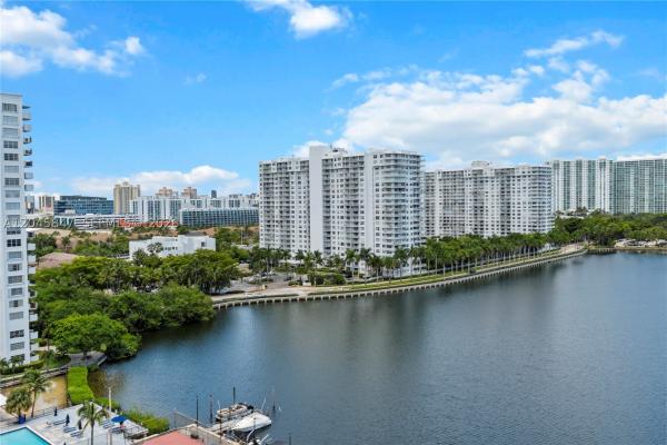 Del Prado, 18071 Biscayne Blvd #1404-3, Aventura, Florida 33160, image 3