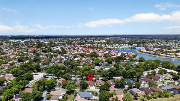 5212 SW 151st Pl, Unincorporated Dade County, Florida 33185, image 2