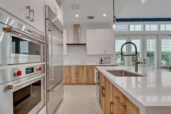 Coconut Grove, 3406 Ponce De Leon Blvd, Coral Gables, Florida 33134, image 1