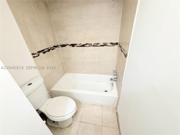 Brookfield Square, 2800 NW 56th Ave #E-201, Lauderhill, Florida 33313, image 2
