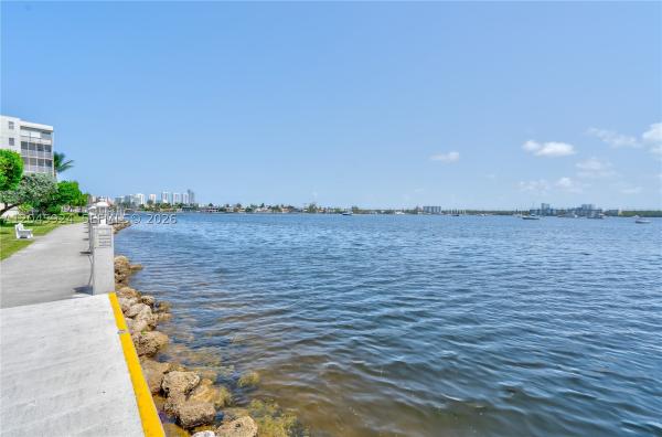 Point East, 3000 Marcos Dr #P-612, Aventura, Florida 33160, image 1