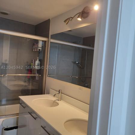Mint At Riverfront, 92 SW 3rd St #3207, Miami, Florida 33130, image 3