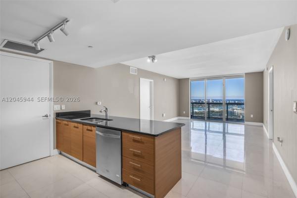 50 Biscayne, 50 Biscayne Blvd #4208, Miami, Florida 33132, image 2