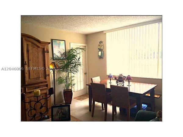 Windward Lakes At Palm-Aire, 4015 W Mcnab Rd #210D, Pompano Beach, Florida 33069, image 2