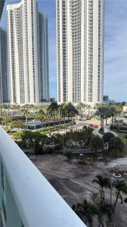 Arlen House East, 100 Bayview Dr #509, Sunny Isles Beach, Florida 33160, image 1
