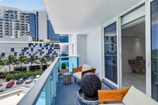 Roney Palace, 2301 Collins Ave #440, Miami Beach, Florida 33139, image 3