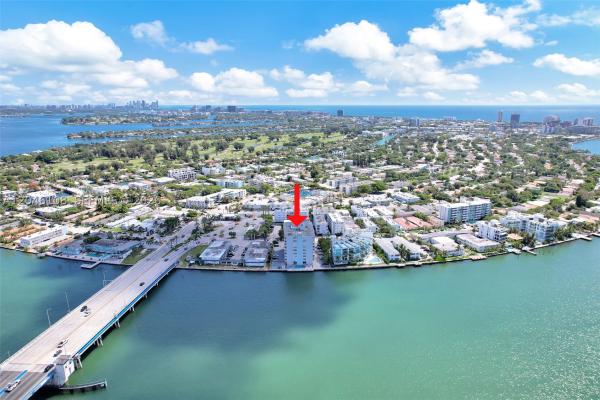 Villa Bay Vista, 2016 Bay Dr #808, Miami Beach, Florida 33141, image 3