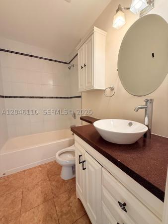 Pinewood, 2832 Fillmore St #20, Hollywood, Florida 33020, image 2