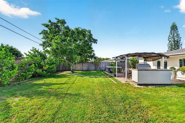 Hollywood Heights, 2012 N 31st Rd, Hollywood, Florida 33021, image 3