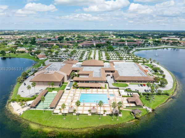 Lancaster At Century Village, 500 SW 130th Ter #403A, Pembroke Pines, Florida 33027, image 2