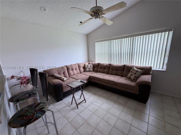 11185 Rios Rd, Boca Raton, Florida 33498, image 2