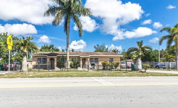 11401 NW 12th Ave, Unincorporated Dade County, Florida 33168, image 3