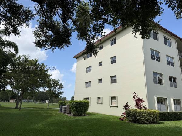 Kingsley At Century Village, 13255 SW 7th Ct #401D, Pembroke Pines, Florida 33027, image 3