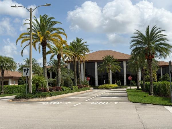 Kingsley At Century Village, 13255 SW 7th Ct #401D, Pembroke Pines, Florida 33027, image 1