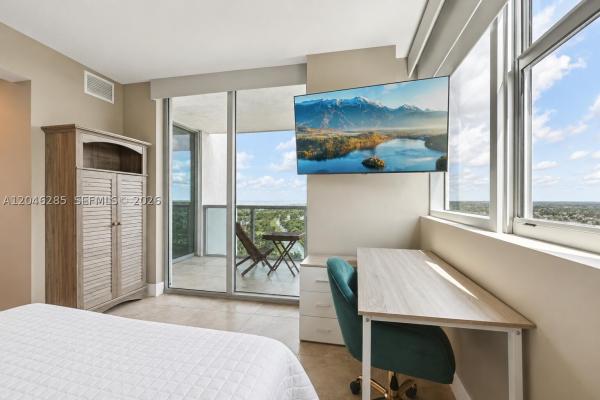 2641 N Flamingo Rd #305N, Sunrise, Florida 33323, image 2