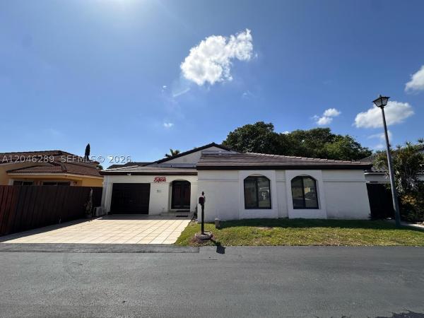 10958 SW 72nd Ter, Unincorporated Dade County, Florida 33173, image 1